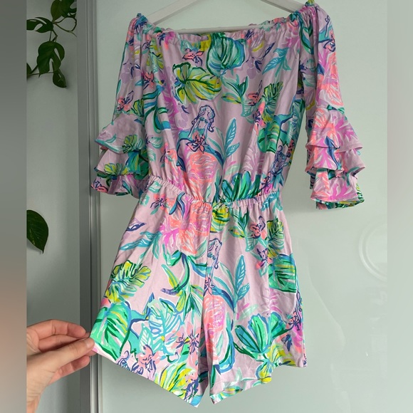 Loved, EUC Lilly Pulitzer Women’s off-shoulder Mermaid Print Romper Sz XXS SS19 - Picture 12 of 12